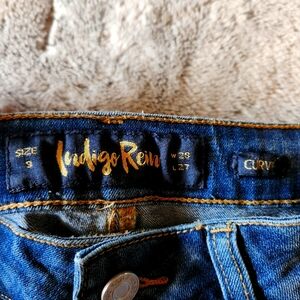 Indigo Rein Distressed Jeans